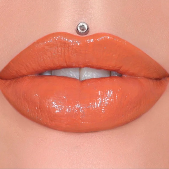 Set of 2 Jeffree Star Supreme Gloss Lip Gloss Entwined & Nude Garden - Picture 1 of 6